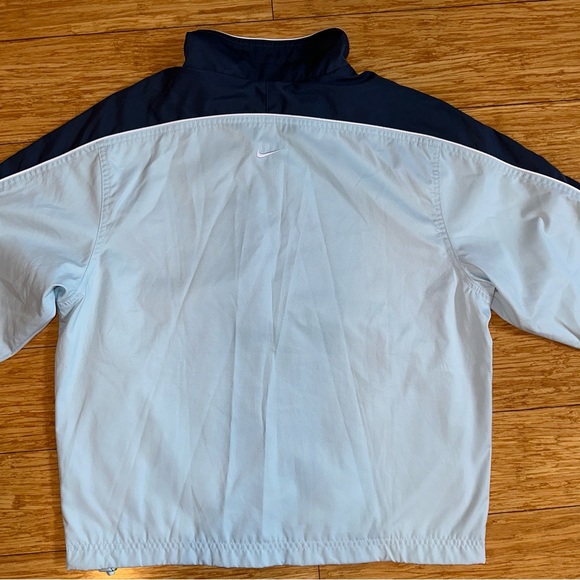 Women’s Nike Light Blue Jacket Size Medium - Picture 9 of 10